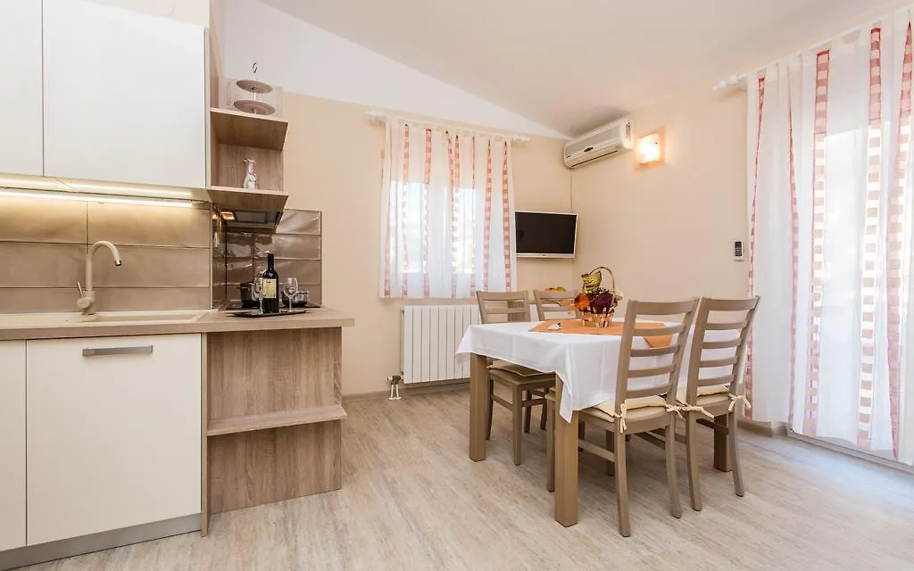 Apartments Polonijo Baška